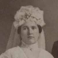 Gertrude Veronica Mueth Helfrich (1894-1937)