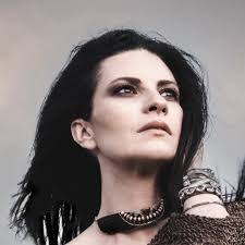 Dora Deras's Instagram, Twitter & Facebook