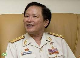 Nguyễn quang hải, cầu thủ bóng đá. Ä'áº¡i Uy Anh Vien Co Ä'Æ°á»£c ThÄƒng Quan Ham Thiáº¿u Ta Baogiaothong Vn