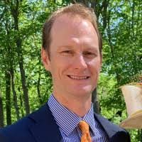 Laura Cutshall's Instagram, Twitter & Facebook