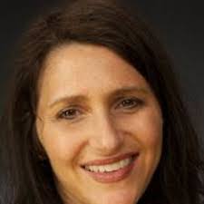 Lori Heller's Instagram, Twitter & Facebook