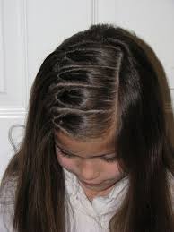 So Cute And Would Keep The Short Hair Out Of The Face And Last All Day Love Kids Hairstyles Hair Styles Easy Little Girl Hairstyles