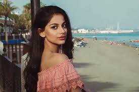 Последние твиты от banita sandhu (@banitasandhu). Banita Sandhu Wiki Biography Age Movies List Images News Bugz