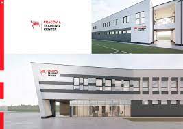 Jesteś na oficjalnym fanpage'u najstarszego klubu sportowego w polsce! Przemek Staniek On Twitter Tak Ostatecznie Bedzie Prezentowala Sie Fasada Glownego Budynku W Raczna Widoczny Herb Z Napisem Cracovia Training Center Bedzie Noca Podswietlany Https T Co Zq4wj3fski