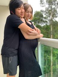 Maybe you would like to learn more about one of these? Esposa De Pyong Lee Do Bbb20 Gravida Do Primeiro Filho Do Casal Teve A Missao De Decidir Se Ele Entraria No Reality Bbb20 Gshow