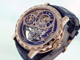 A human being that has amazing abilities in everything they do on earth. Dewitt Uhren Chrono24 De