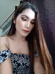 It's a delightful day indeed as Conti's opens its doors today at WalterMart  Mall North EDSA. Visit us at the 1st Floor and savor our all-time favorite  desserts and treats! See you