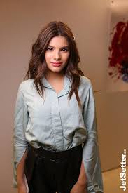 Michelle andrade — hasta la vista 02:51. Pin By Marina Larina On Mishel Andrade Michelle Andrade Odezhda Stil Women Celebrities Ruffle Blouse