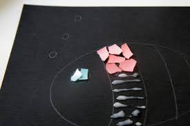 Bonbonnière, centre de table, cadre, pot à crayons, une fois mosaïqués, deviennent des objets précieux et raffinés d'aspect naturel ou coloré. Mosaique Avec Des Coquilles D Oeufs Cabane A Idees