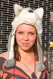 Cressie Mae Hula Hooping at How Weird Festival 2011 (San Francisco)