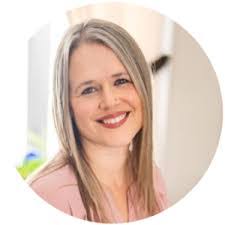 Shannon Link's Instagram, Twitter & Facebook