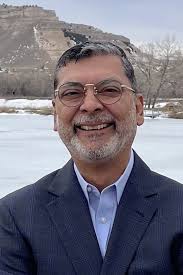 Larry Porras's Instagram, Twitter & Facebook