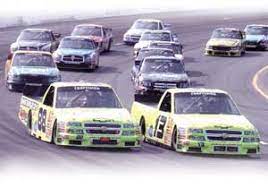Each nascar pit group can have up to eight individuals in different parts. Dream Takes Fremont Grad Over The Wall Scott Blackburn On A Nascar Truck Pit Crew Kpcnews Com