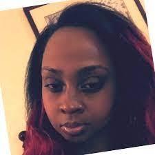 Nadia Dyer's Instagram, Twitter & Facebook