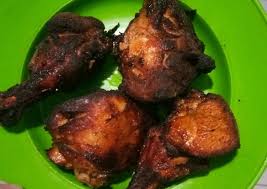 Resep ayam bacem, wajib coba untuk hidangan spesial di rumah selain tahu dan tempe, protein hewani seperti ayam sering diolah menjadi baceman oleh masyarakat yogyakarta. Resep Ayam Goreng Bacem Yang Terenak