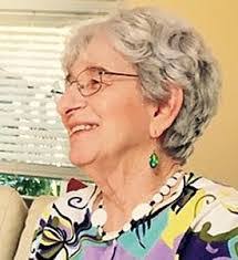 Janet Linder's Instagram, Twitter & Facebook