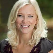 Julie Strawn's Instagram, Twitter & Facebook