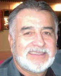 Robert Minjarez's Instagram, Twitter & Facebook