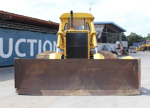 Komatsu D50P-18A Crawler Dozer