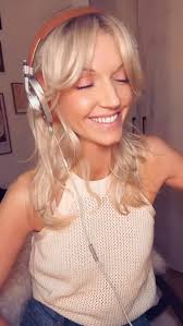 I’m not in love… 🚫🙅🏼‍♀️❤️‍🔥👀 , #imnotinlove #notinlove #10cc #1970s  #1975 #coverstories #70snostalgia @grahamgouldman @mrsteveanderson