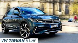 The name tiguan comes from putting the words tiger and iguana together. Essai Volkswagen Tiguan R Line 2021 Toujours Dans Le Coup Youtube