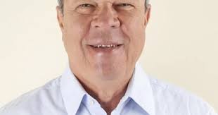 Acaba de ser publicado o decreto com o grupo de transição do prefeito  eleito Emanuel Medeiros (Nel). Flávia Pires