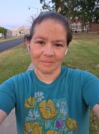 I'm single looking for a partner ❤️❤️ I know that I am already an older  woman, and that I may not be as attractive as before, but if someone wants  to meet