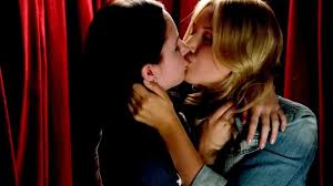 Grande Jenny Haley Ramm Lesbian Kiss On Scandalplanetcom Porn Videos |  xHamster