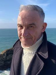 Erick Thomas's Instagram, Twitter & Facebook