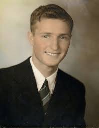 Steven Souther's Instagram, Twitter & Facebook