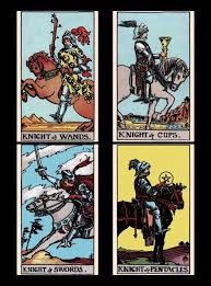 Marsilya tarot bu acılardan en kıymetli ve dunya capında kabul goren tarot destelerinden biridir. Rider Tarot Degerini Degistirdi Arkan Knight Degneklerini Sembolize Eder Kariyer Ve Finans