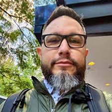 Amanda Schade (@amandamschade)