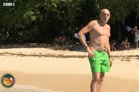 He is an actor, known for ciao darwin (1998), l'isola dei famosi (2003) and quelli che. Paolo Brosio Chi E Eta Carriera Instagram Vita Privata Maria Laura De Vitis