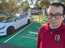 Heading to Tralee next weekend (from Dublin). Only see one fast charger at  train station