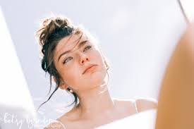 Glenda Hardee's Instagram, Twitter & Facebook