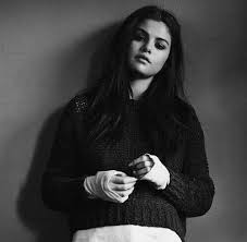 Black And White Photoshoot Selena Gomez Black And White And Selena Eikona Selena Gomez Photoshoot Selena Gomez Pictures Selena Gomez