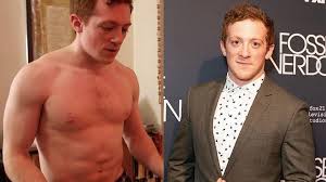 🔥🎬 Jonathan Bailey's Fiyero was already a heartthrob in #Wicked, but it  turns out there was almost an even steamier moment! Director Jon M. Chu  confirmed a deleted scene where Bailey and