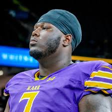 BREAKING: Georgia 4-star LB Zach Weeks has reclassified into the 2025 class  and is now committed to #LSU. Next season, all three Weeks brothers will  suit up for the Tigers. 👀