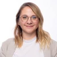 50+ perfiles de «Emel»