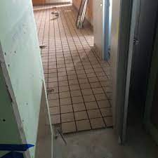 With well over 100 kitchen tiles to choose from, you'll be certain to find something to suit your own distinctive tastes. Quarry Tile 6x6 Restaurant Tile Double Abrasive Quarry Commercial Kitchen Tile California Red Tile