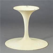 Chairs a different colour.have old ones at the cottage. Eero Saarinen For Knoll Tulip Pedestal Table Base Some Paint Loss 27 X 31 1 2 X 22 1 2 10