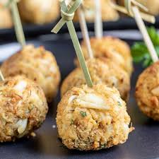 These Quick And Easy Crab Balls Are An Easy Appetizer Recipe That Is Perfect For Holiday Parties Like Appetizers Easy Easy Appetizer Recipes Appetizer Recipes
