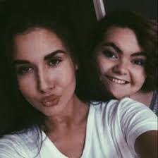 Zoe Slagle's Instagram, Twitter & Facebook