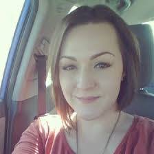 Holly Minick's Instagram, Twitter & Facebook