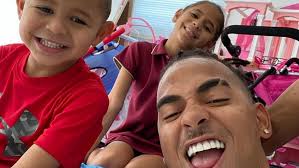 Aquí te compartimos cómo se conocieron. Los Hijos De Ozuna Conquistan Las Redes Sociales Bailando Uno De Los Exitos De Su Papa Meganoticias