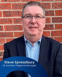 Mike Crossley's Instagram, Twitter & Facebook