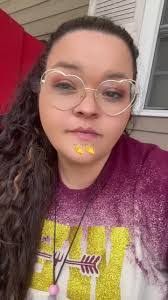 Erika Coon's Instagram, Twitter & Facebook