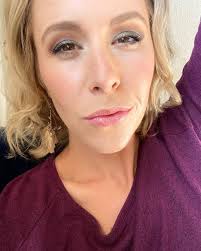 Eye colors that make brown eyes pop