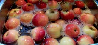 Truque Natural Para Reduzir Os Agrotoxicos Dos Alimentos Lar Natural Frutas E Vegetais Fatos Sobre Alimentos Truques Com Alimentos