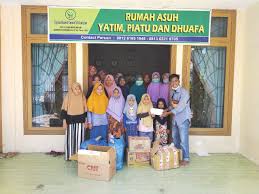 Jumat Berkah Berbagi Nasi Bungkus Dengan Masyarakat Kurang Mampu Posmetro Padang